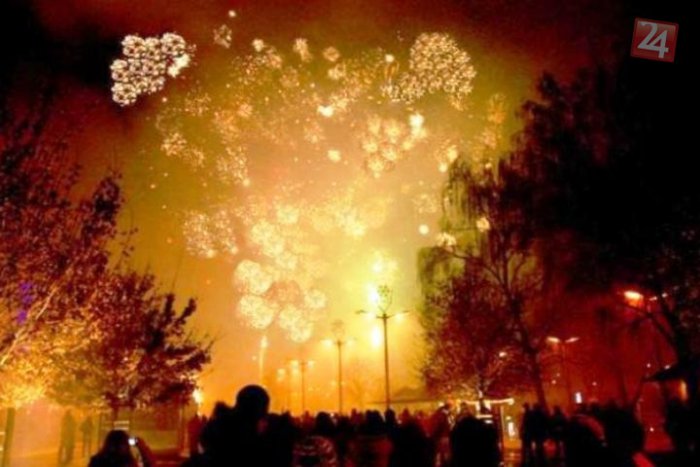 Ilustračný obrázok k článku Privítame Nový rok s rachotom rakiet? Silvestrovský ohňostroj pod Dubňom je otázny...